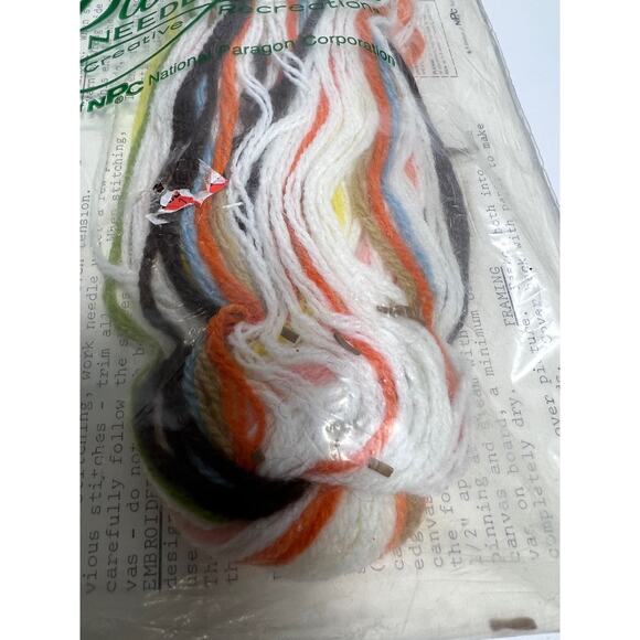 Vintage Paragon Needlepoint Kit Calico Kit - Picture 4 of 4